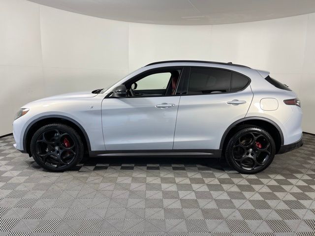 2024 Alfa Romeo Stelvio Ti