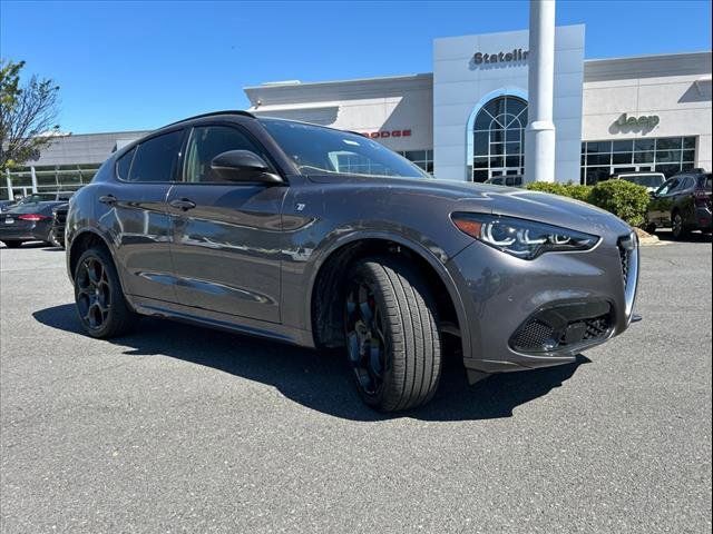 2024 Alfa Romeo Stelvio Ti