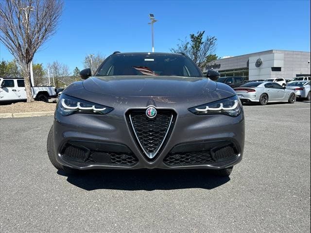 2024 Alfa Romeo Stelvio Ti