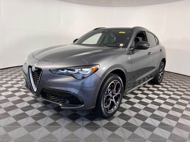 2024 Alfa Romeo Stelvio Ti