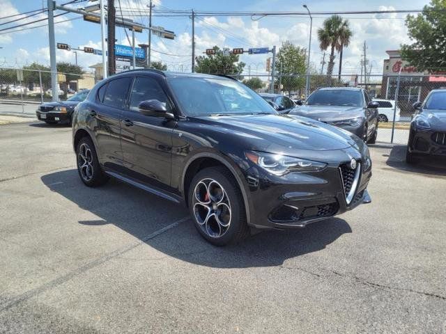 2024 Alfa Romeo Stelvio Ti