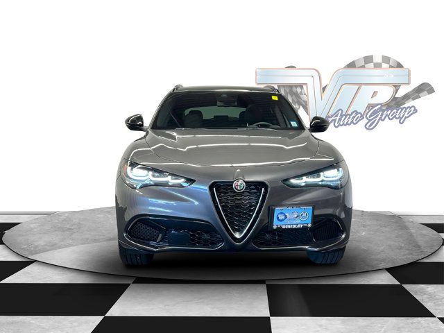 2024 Alfa Romeo Stelvio Ti