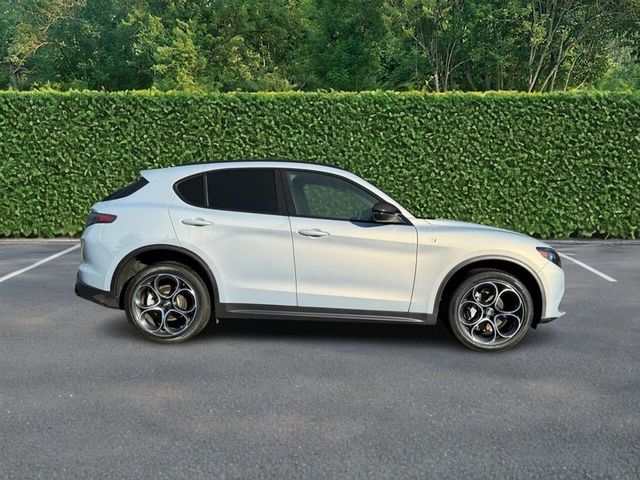 2024 Alfa Romeo Stelvio Ti