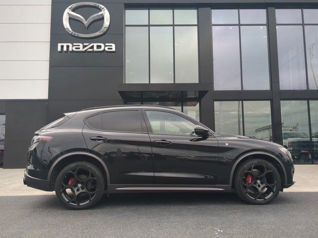 2024 Alfa Romeo Stelvio Ti