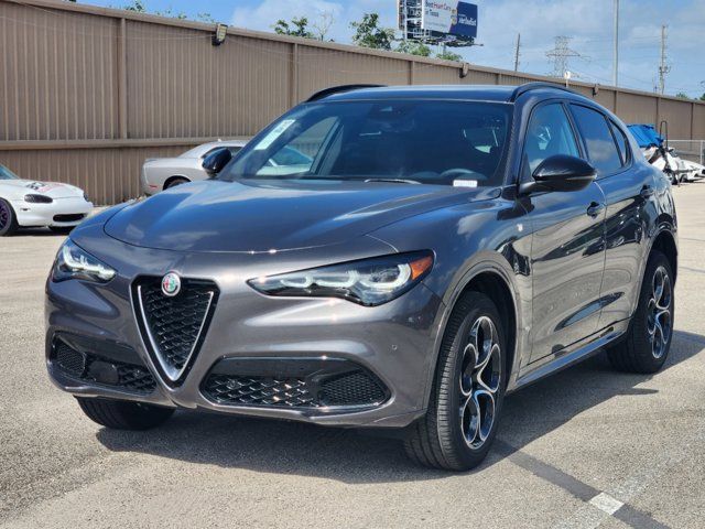 2024 Alfa Romeo Stelvio Ti