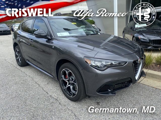 2024 Alfa Romeo Stelvio Ti