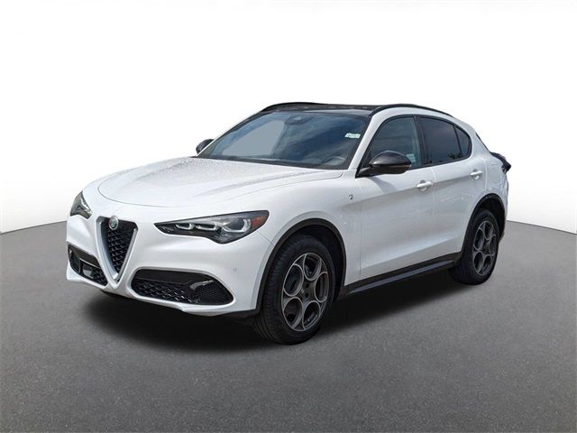 2024 Alfa Romeo Stelvio Ti