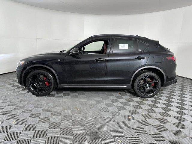 2024 Alfa Romeo Stelvio Ti