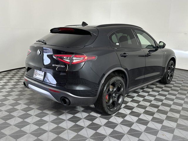 2024 Alfa Romeo Stelvio Ti