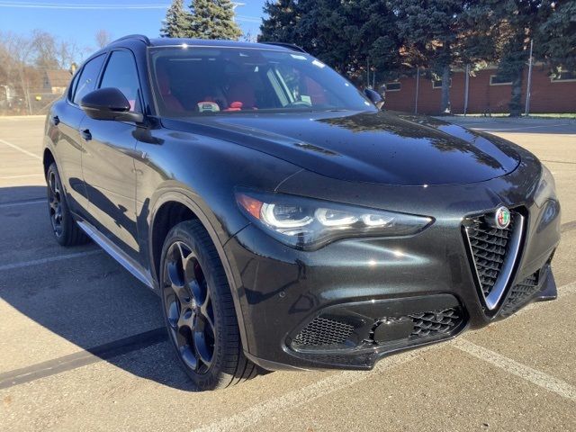 2024 Alfa Romeo Stelvio Ti