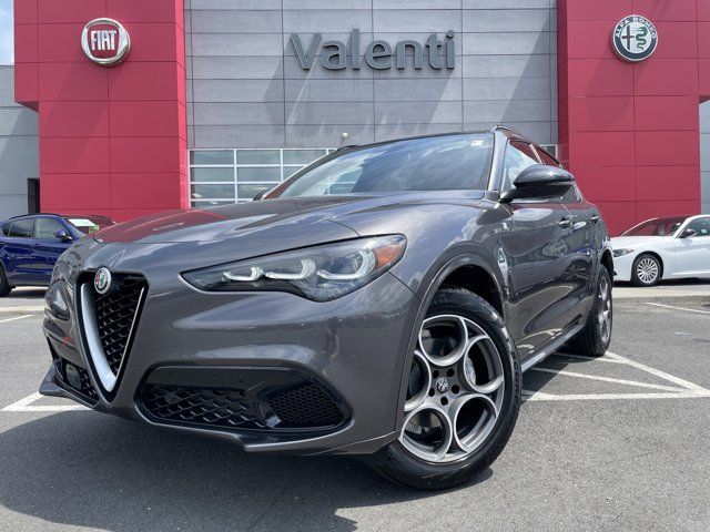 2024 Alfa Romeo Stelvio Ti