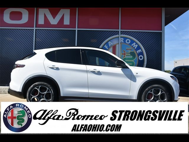 2024 Alfa Romeo Stelvio Ti