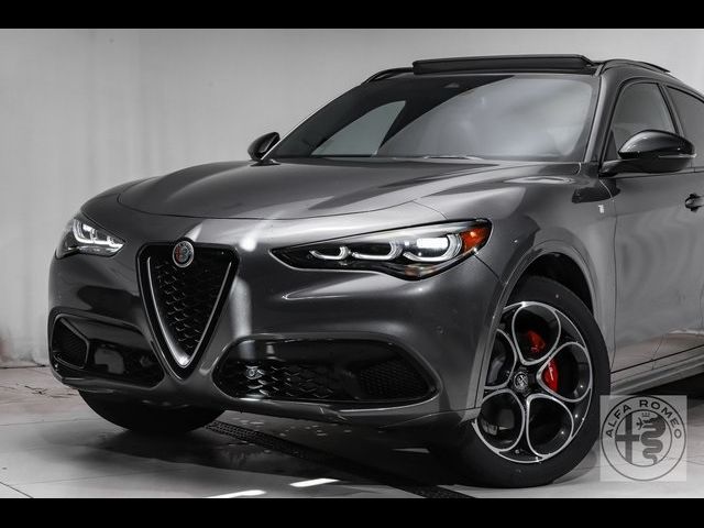 2024 Alfa Romeo Stelvio Ti