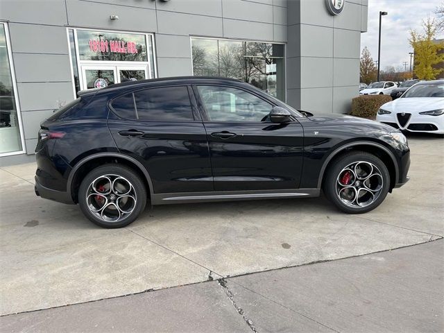 2024 Alfa Romeo Stelvio Ti