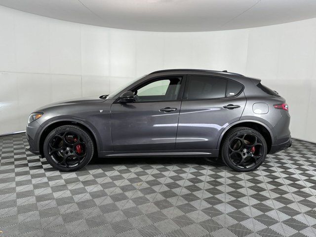 2024 Alfa Romeo Stelvio Ti