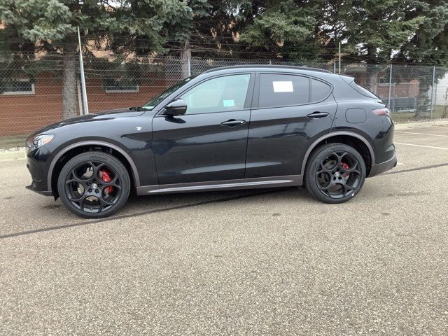 2024 Alfa Romeo Stelvio Ti