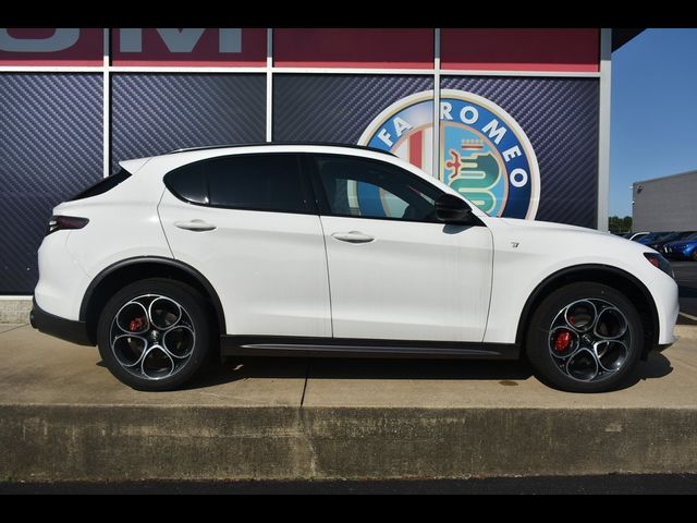 2024 Alfa Romeo Stelvio Ti