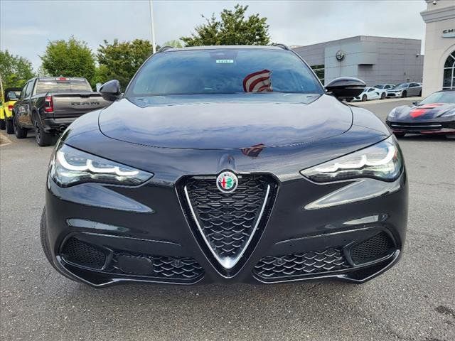 2024 Alfa Romeo Stelvio Ti