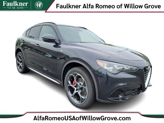 2024 Alfa Romeo Stelvio Ti