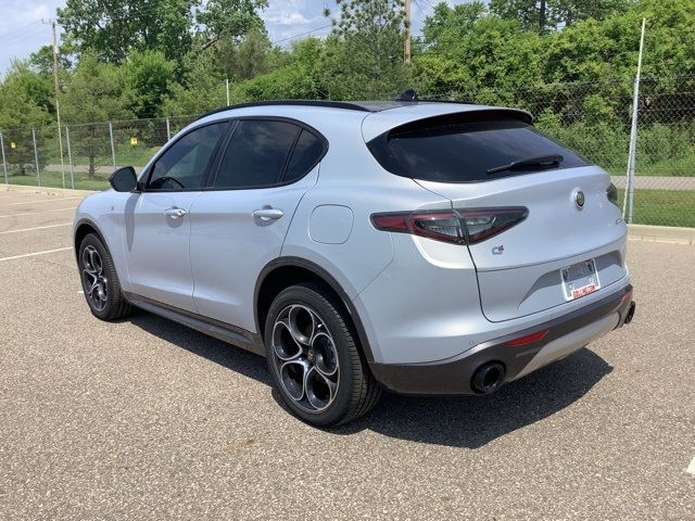 2024 Alfa Romeo Stelvio Ti