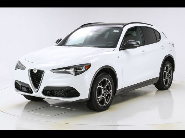 2024 Alfa Romeo Stelvio Ti