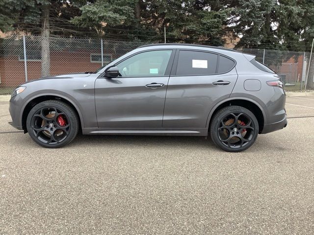 2024 Alfa Romeo Stelvio Ti