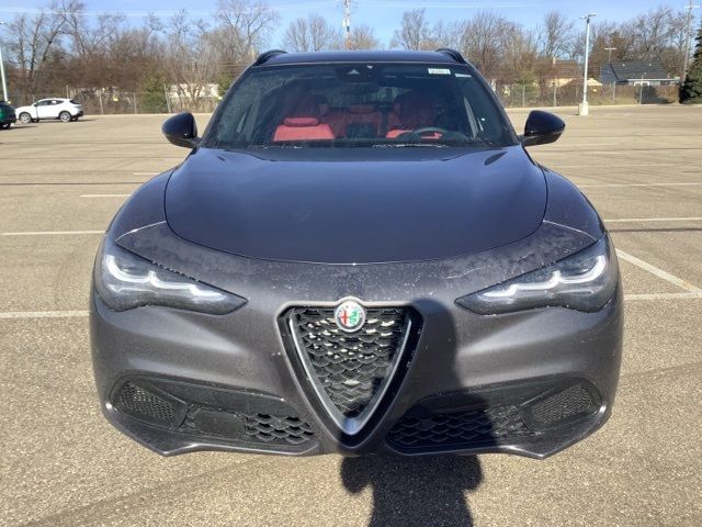 2024 Alfa Romeo Stelvio Ti