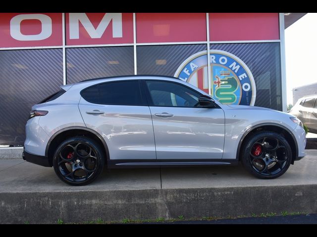 2024 Alfa Romeo Stelvio Ti