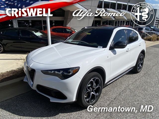 2024 Alfa Romeo Stelvio Ti