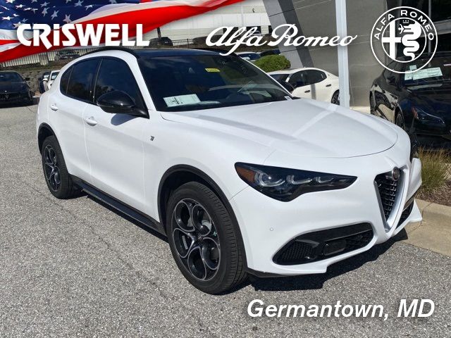 2024 Alfa Romeo Stelvio Ti