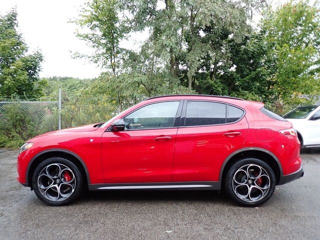 2024 Alfa Romeo Stelvio Ti