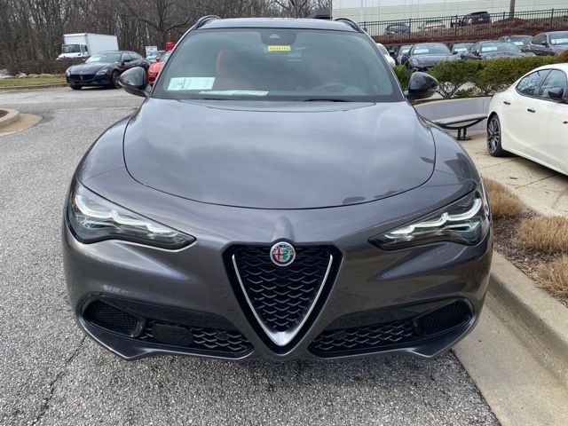 2024 Alfa Romeo Stelvio Ti