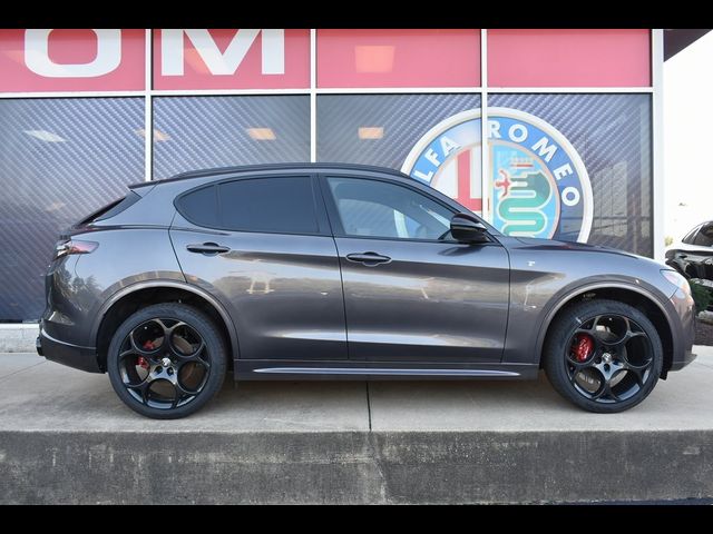 2024 Alfa Romeo Stelvio Ti