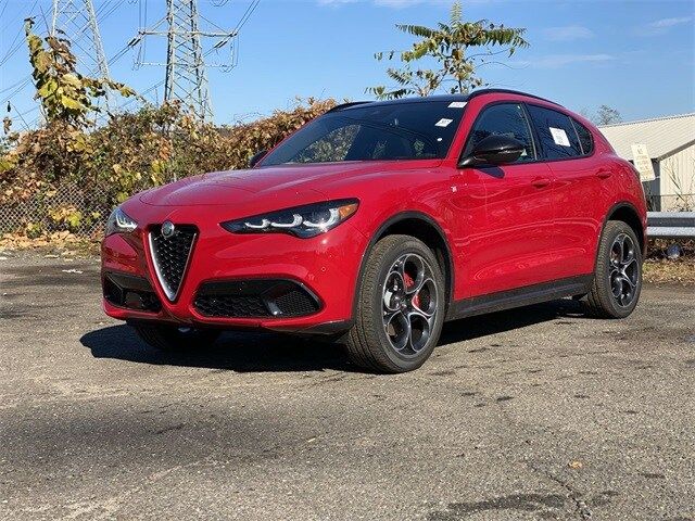 2024 Alfa Romeo Stelvio Ti