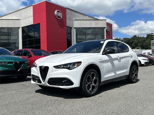 2024 Alfa Romeo Stelvio Veloce