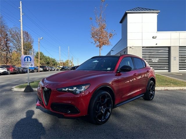 2024 Alfa Romeo Stelvio Veloce