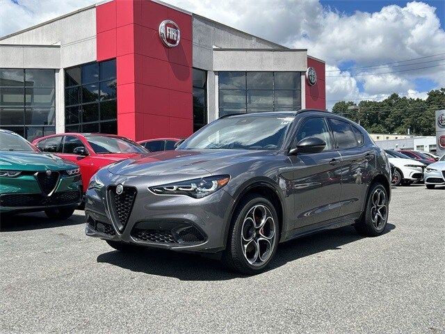 2024 Alfa Romeo Stelvio Veloce