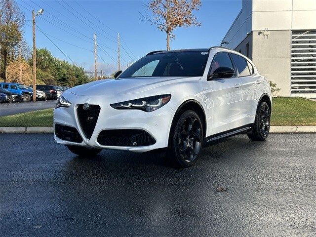 2024 Alfa Romeo Stelvio Veloce