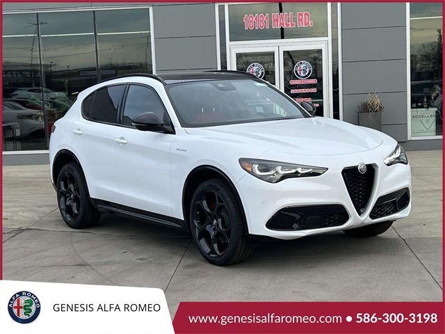 2024 Alfa Romeo Stelvio Veloce