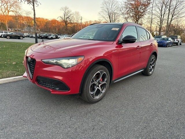 2024 Alfa Romeo Stelvio Veloce