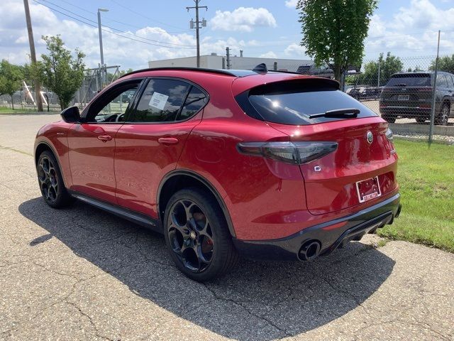 2024 Alfa Romeo Stelvio Veloce