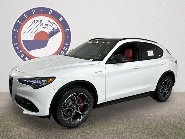 2024 Alfa Romeo Stelvio Veloce