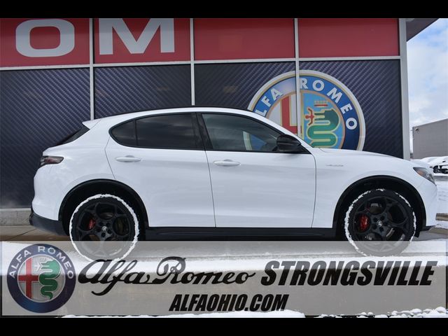 2024 Alfa Romeo Stelvio Veloce