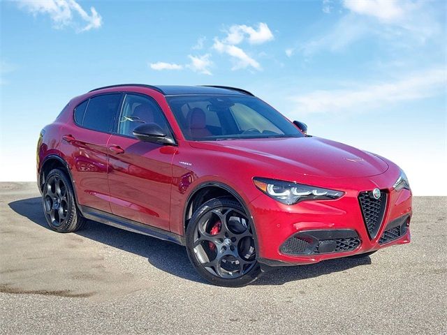 2024 Alfa Romeo Stelvio Veloce