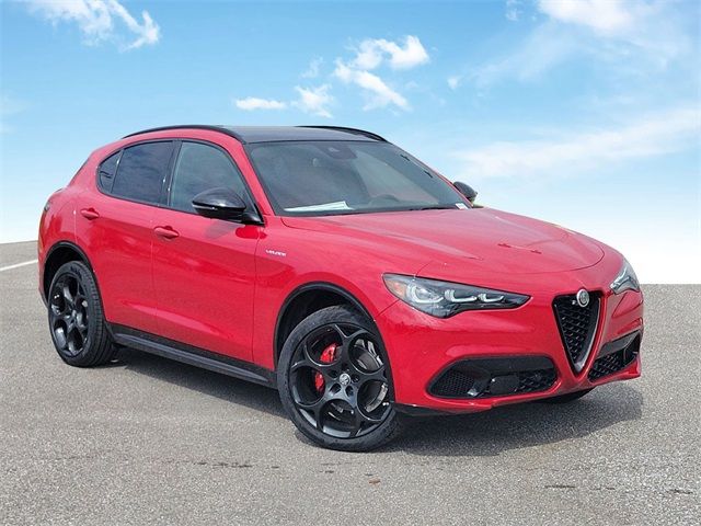 2024 Alfa Romeo Stelvio Veloce