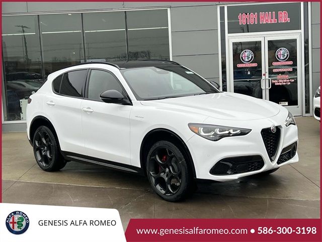 2024 Alfa Romeo Stelvio Veloce