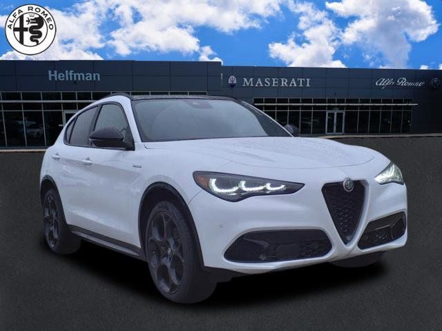 2024 Alfa Romeo Stelvio Veloce