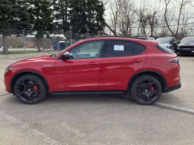 2024 Alfa Romeo Stelvio Veloce