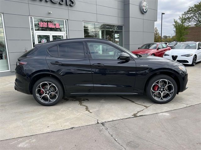 2024 Alfa Romeo Stelvio Veloce