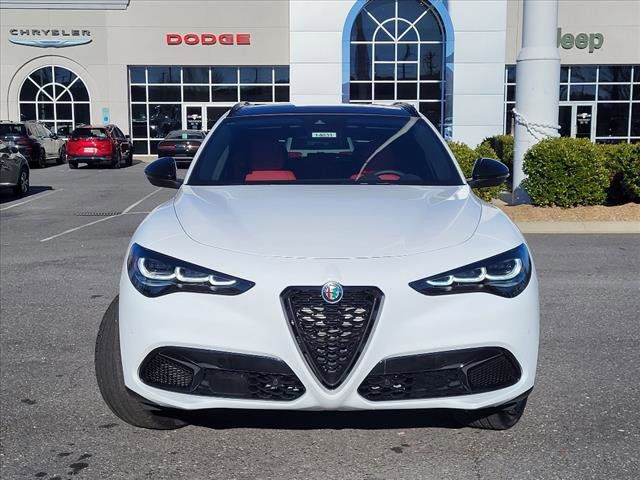 2024 Alfa Romeo Stelvio Veloce